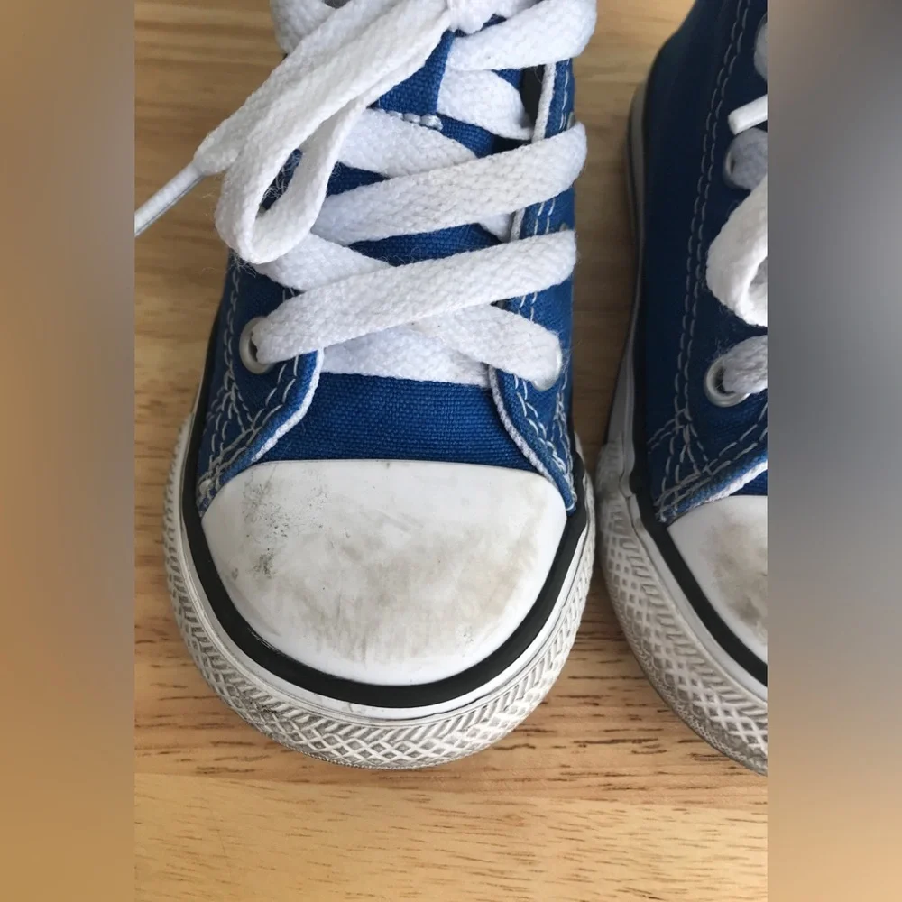Converse All-Star Chuck Taylor High-Tops Blue Size: US Toddler 8.0 EUR 24 CM 15